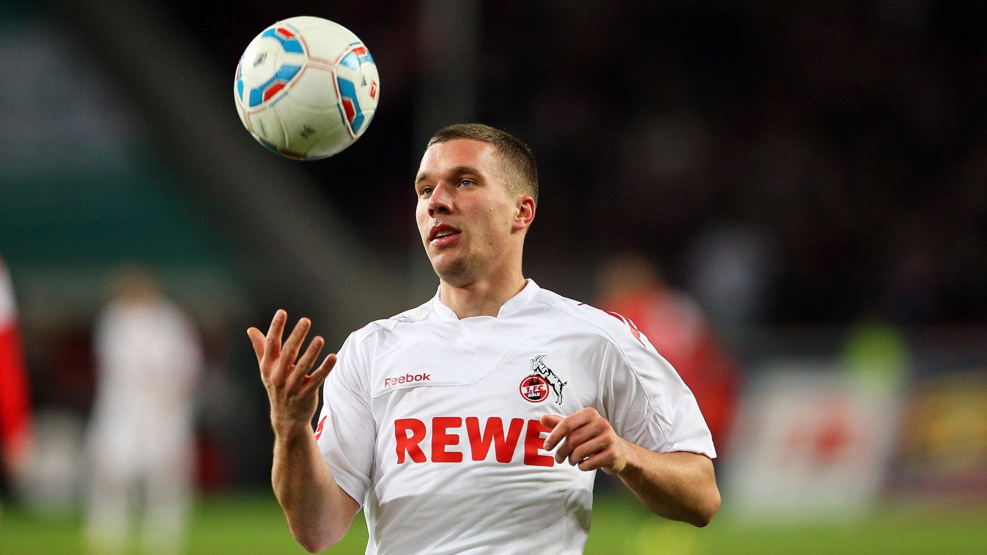 姆巴佩重返赛场，表现优异首场状态出色，美国队观众沸腾！热度持续攀升